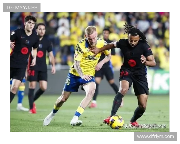 一日英超动向：曼联多打一人还输了，切尔西指挥官回归战阿森纳